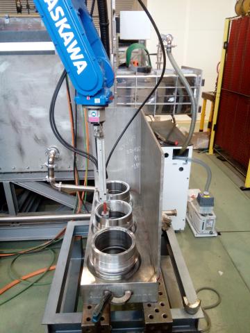 Port Plug water feedthroughs manufacturing and maintenance feasibility