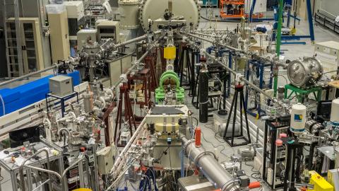 The electrostatic ion accelerator at the Center for Micro-Analysis of Materials (CMAM) at the Autonomous University of Madrid