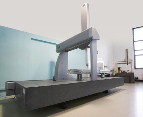 Our strict Quality Policy is one of our most important values. We have a wide range of Quality Equipment to verify pieces up to 3 mts.