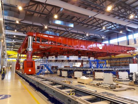 ITER B55 TA6 gantry crane