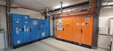 power_control_cubicles_cern_ad_target